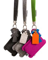 Sleutelhanger The Hague van wolvilt in zacht ijsblauw, met frisse, koele uitstraling.