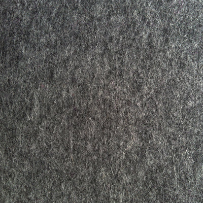 IJsblauwe Oita rugzak van wolvilt met leren afwerking en binnenritszak voor extra opbergruimte