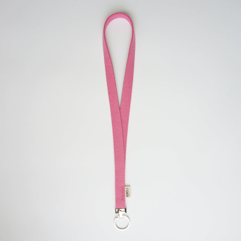 pink thick wool felt key lanyard Osaka roze dik wolvilt sleutel hanger niklkel sleutelring rowold amsterdam